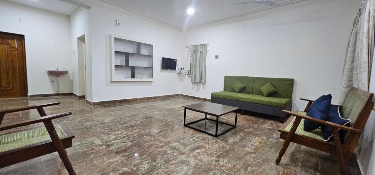 צ'נאי Homestay - Ac 3 Bhk Near Alrport מראה חיצוני תמונה